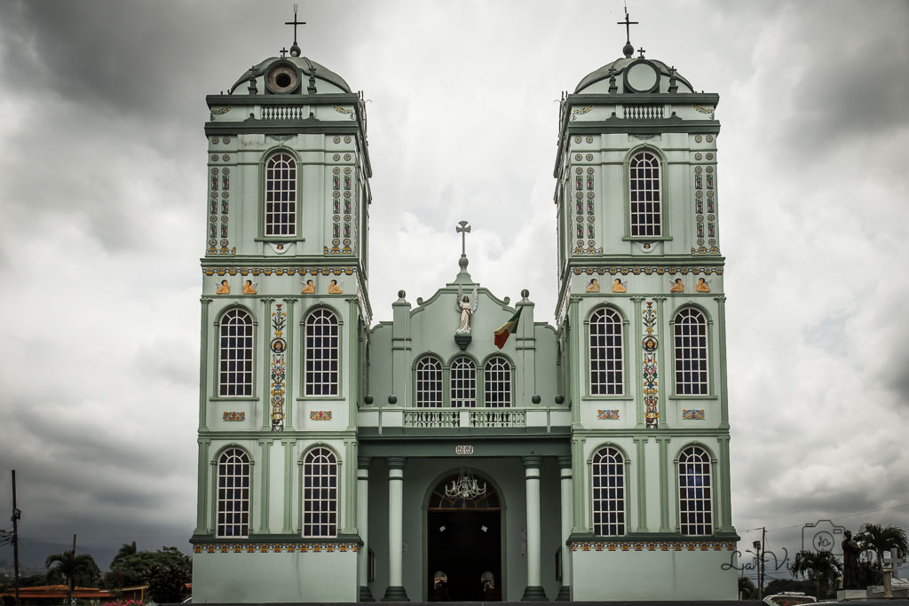 costa rica, catholic church of sarchi,